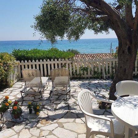 Corfu Glyfada Menigos Beach Apartments Kültér fotó