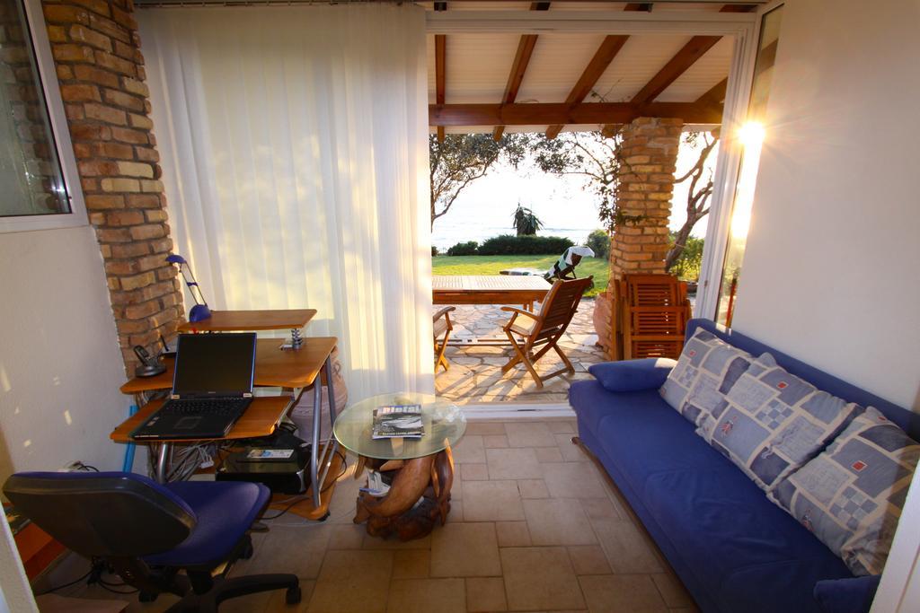 Corfu Glyfada Menigos Beach Apartments Kültér fotó