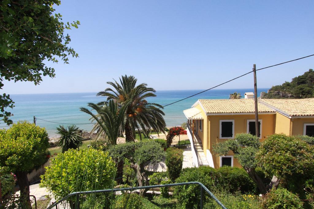 Corfu Glyfada Menigos Beach Apartments Kültér fotó