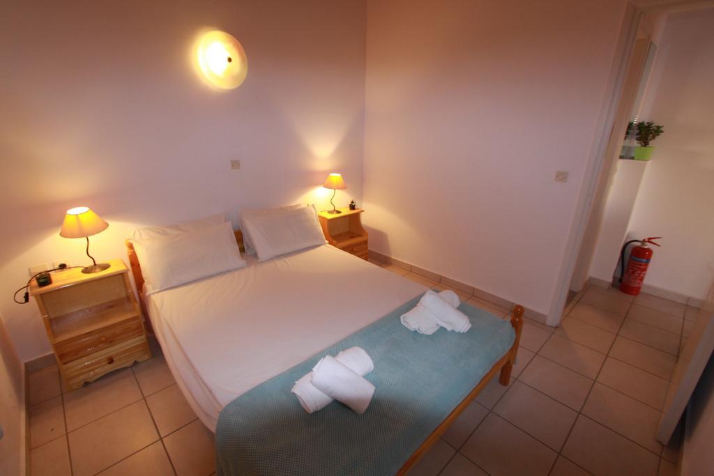 Corfu Glyfada Menigos Beach Apartments Kültér fotó