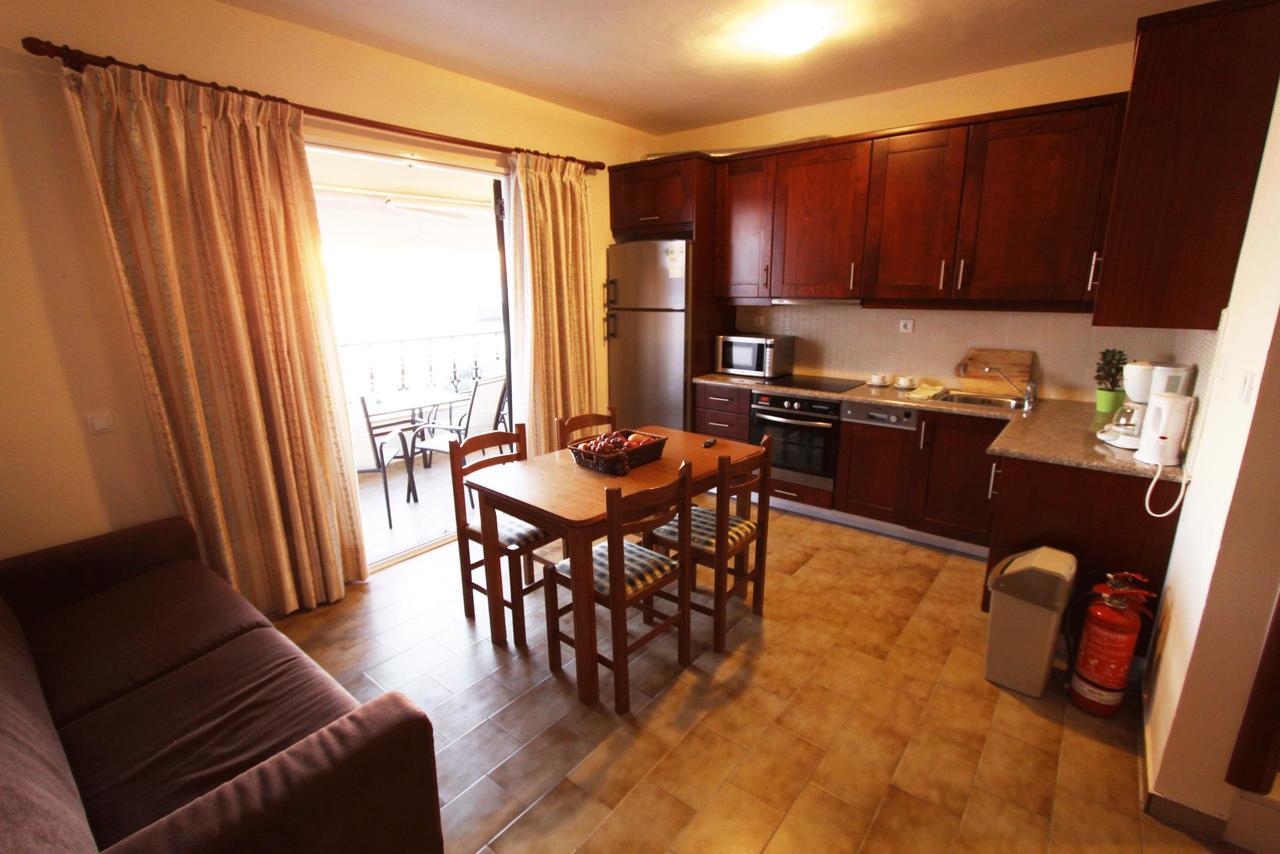 Corfu Glyfada Menigos Beach Apartments Kültér fotó