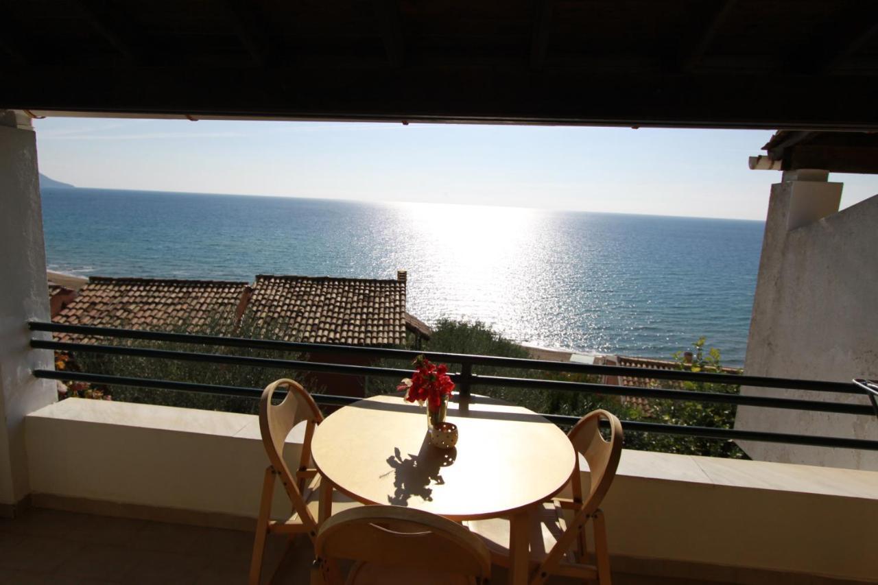 Corfu Glyfada Menigos Beach Apartments Kültér fotó