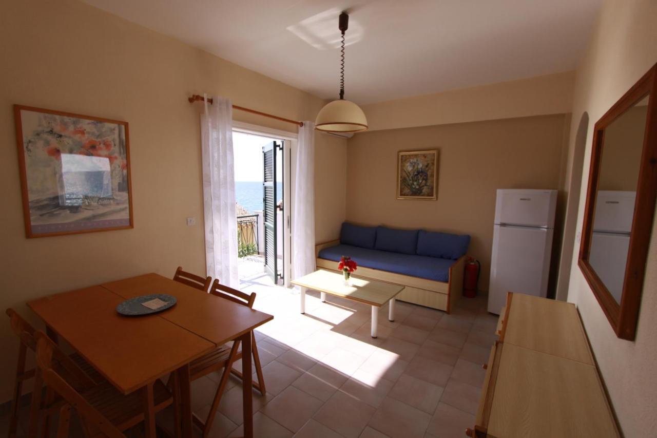 Corfu Glyfada Menigos Beach Apartments Kültér fotó