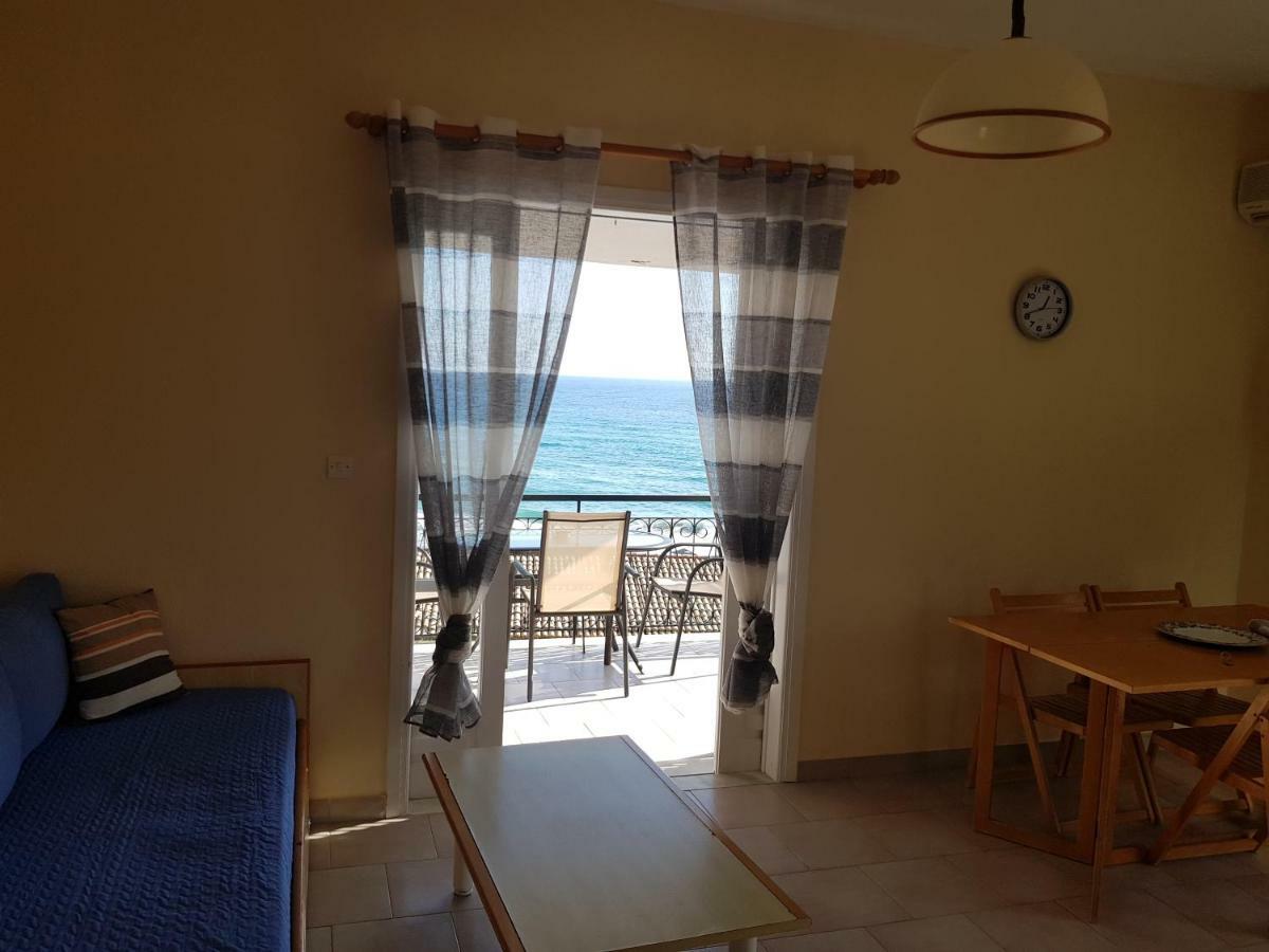 Corfu Glyfada Menigos Beach Apartments Kültér fotó